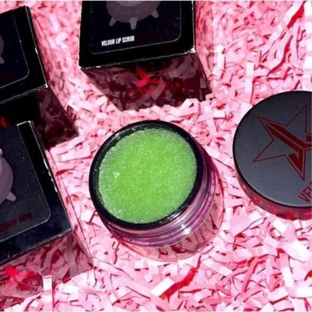 Jeffree Star Cosmetics Velour Lip Scrub Witches Brew NIB